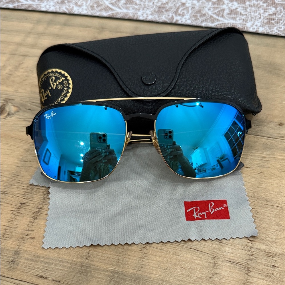 Ray-Ban Gold/Black Frame Sunglasses with Blue Lenses
